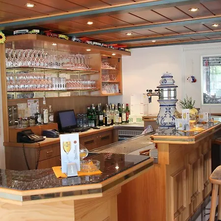 Parkhotel Framke بيت ضيافة Ehlscheid