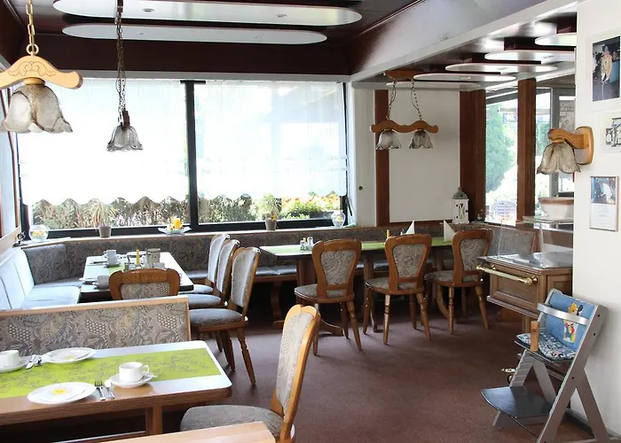 בית הארחה Parkhotel Framke 3*